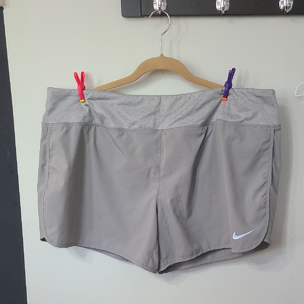 Nike Running Dry-fit Gray Athletic Shorts with Short Liner Size XL